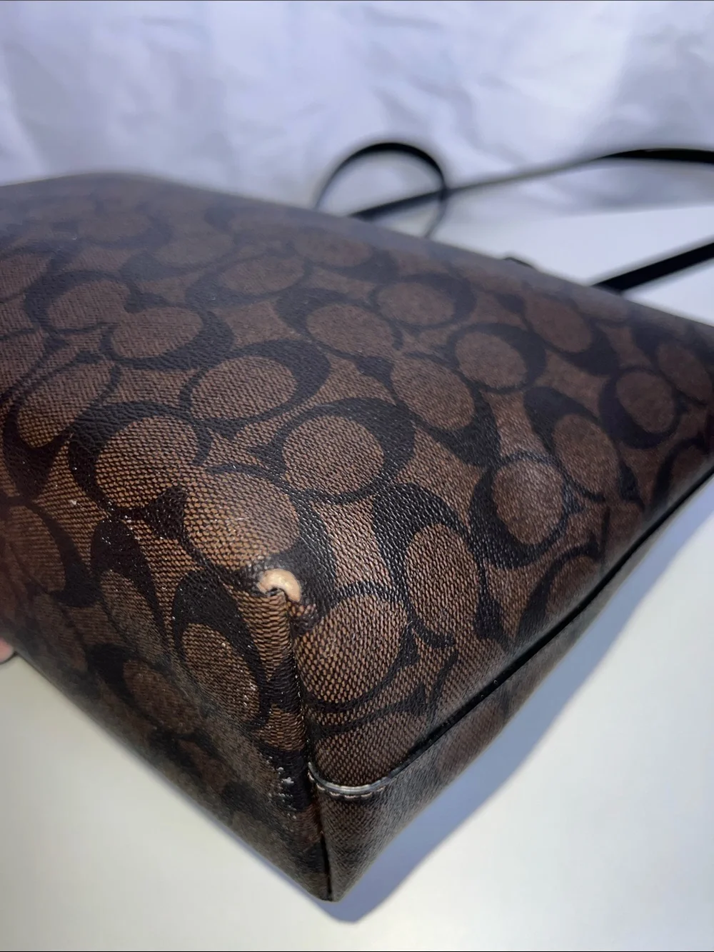 Coach 2020 Zip Top Tote Signature Canvas
